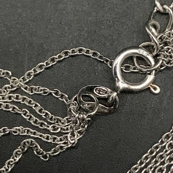 925 Sterling Silver Heart Necklace Great Valentine’s Day Gift - Picture 5 of 11